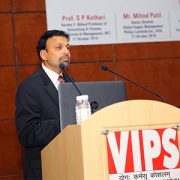 Mr-Milind-Patil,-VP,-PHILIPS,-addressing-IC2016-on-Sustainbility-at--DSB (1)
